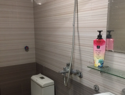 Bán nhà 5 tầng ngõ Nguyễn Văn Cừ 38m2 4.5 tỷ